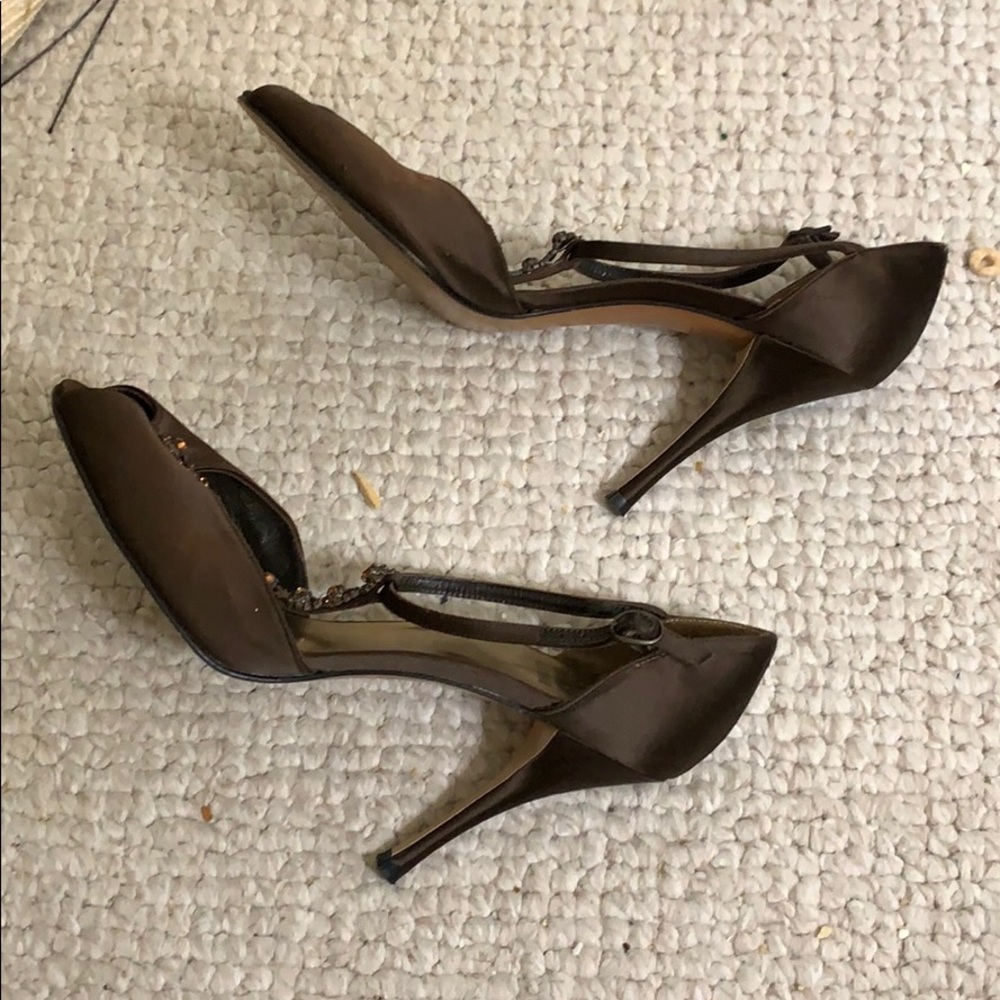 Shoes - Picture 3 of 4
